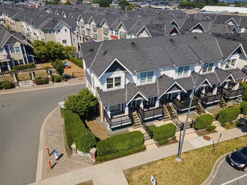 2-32633 Simon Ave, Abbotsford, BC, V2T0G9 | Card Image