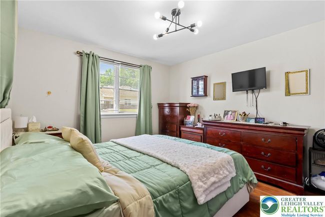 1373 Puggy Ln, House other with 4 bedrooms, 2 bathrooms and null parking in BETHLEHEM PA | Image 19
