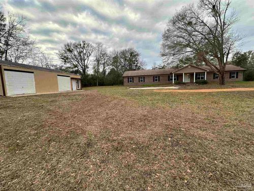 95 Danielle Ln, Cantonment, FL, 32533-7185 | Card Image