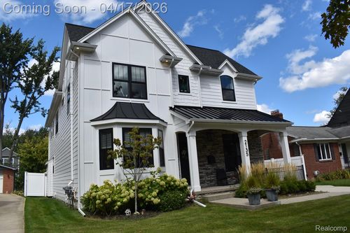 2135 Manchester Rd, Birmingham, MI, 48009-5892 | Card Image