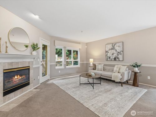 apt-j104-1600 121st St Se, Everett, WA, 98208-7907 | Card Image