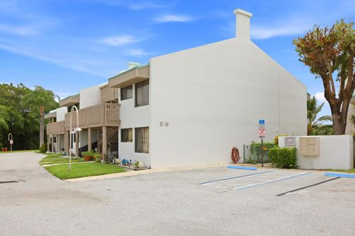 e2-412 Southwind Dr, North Palm Beach, FL, 33408-5356 | Card Image