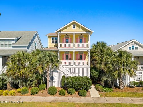 6467 Timber Hitch Dr Sw, Ocean Isle Beach, NC, 28469-6800 | Card Image