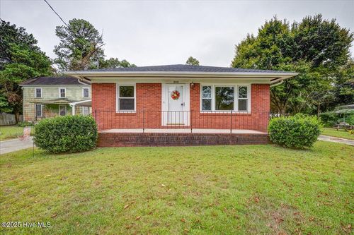 208 W Lakeview Dr, Trenton, NC, 28585-9589 | Card Image