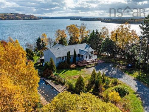 10818 Highway 16, Guysborough, NS, B0H1N0 | Card Image