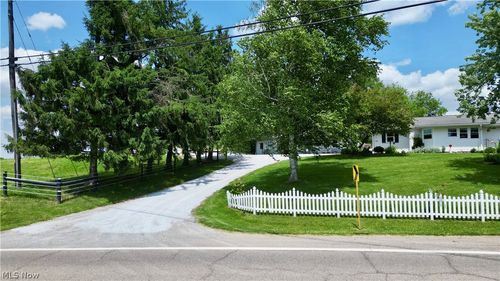 6583 State Route 241, Millersburg, OH, 44654-8824 | Card Image