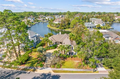 18 Wexford Club Dr, Hilton Head Island, SC, 29928-6159 | Card Image