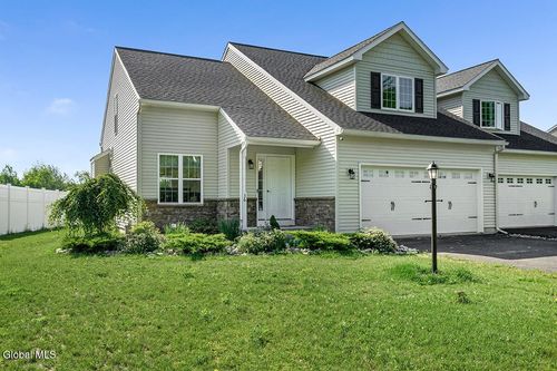 36 Chip Shot Way, Mechanicville, NY, 12118-3664 | Card Image
