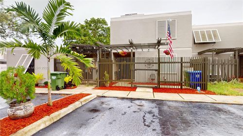 11336 Nw 15th St, Pembroke Pines, FL, 33026-2644 | Card Image