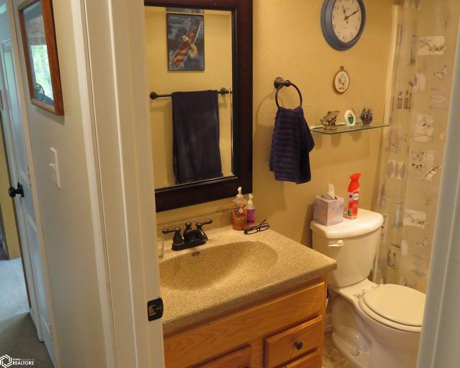 181 Center Point Dr, Home with 3 bedrooms, 2 bathrooms and 5 parking in Montezuma IA | Image 31