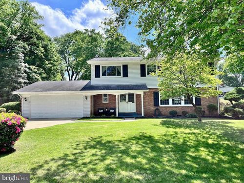 9701 Dale Dr, UPPER MARLBORO, MD, 20772-4607 | Card Image