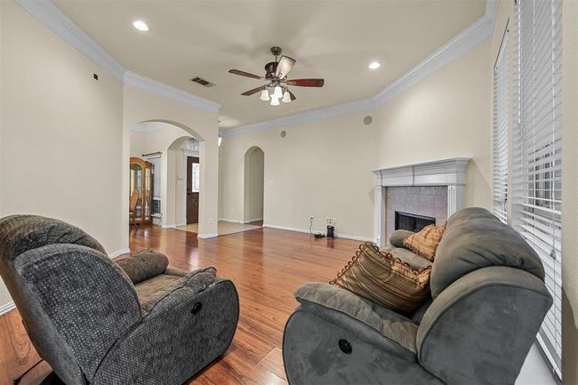 908 Ryanfield Court, House other with 4 bedrooms, 2 bathrooms and null parking in Burleson TX | Image 9