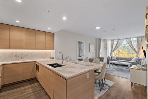 1601-305 Morrissey Rd, Port Moody, BC, V3H0M3 | Card Image