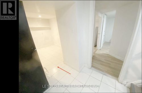 den-bsmt-145 Leland Street, Hamilton (Ainslie Wood), ON, L8S3A2 | Card Image