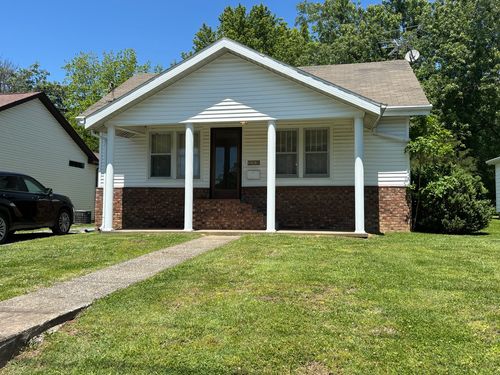 109 George St, Anna, IL, 62906-1025 | Card Image