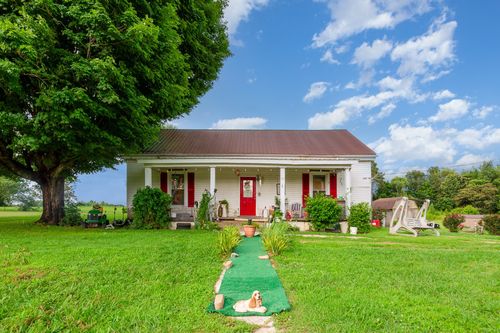 820 Highway 52 E, Portland, TN, 37148-1921 | Card Image