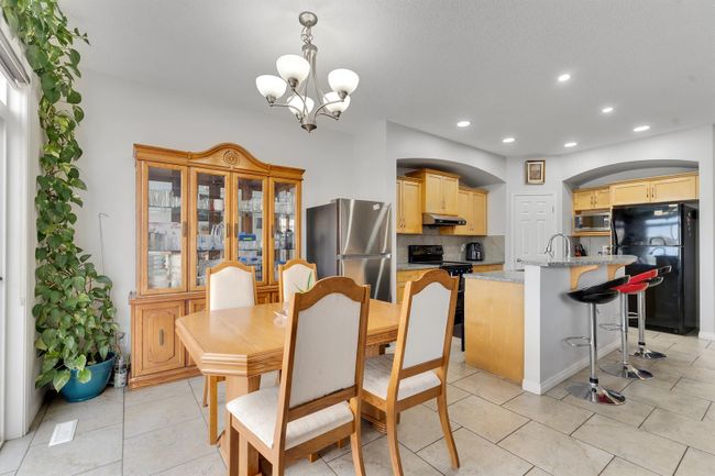 104 Saddlecrest Green Ne, House detached with 5 bedrooms, 3 bathrooms and 4 parking in Calgary AB | Image 12