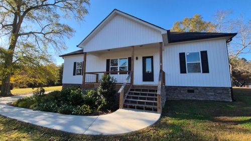 110 Hess Dr, Bridgeport, AL, 35740-7367 | Card Image