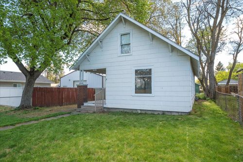 416 E Everett Ave, Spokane, WA, 99207-1332 | Card Image