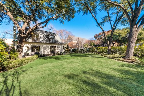 5501 Hillcrest Ave, Dallas, TX, 75205-5017 | Card Image