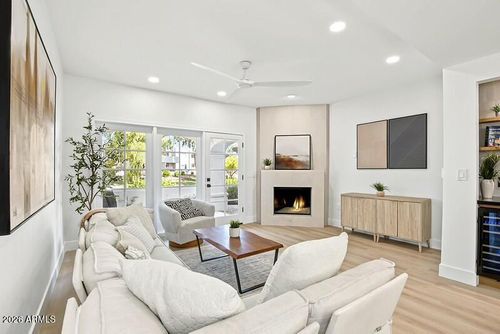 6153 N 28th Pl, Phoenix, AZ, 85016-2152 | Card Image