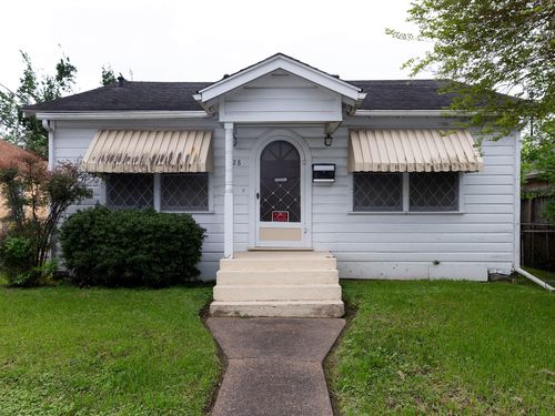 228 N Super St, Houston, TX, 77011-2038 | Card Image
