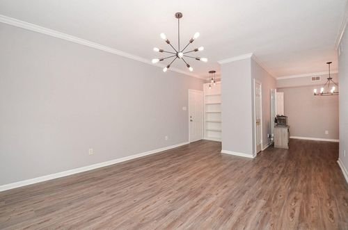 195-2255 Braeswood Park Dr, Houston, TX, 77030-4430 | Card Image