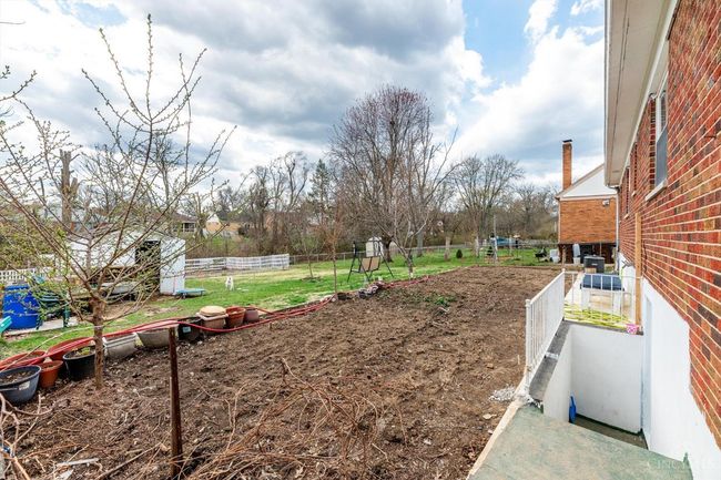 3369 W Galbraith Rd, House other with 3 bedrooms, 1 bathrooms and null parking in Colerain Twp OH | Image 57