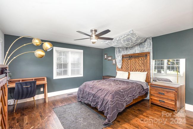 4301 Acorn St, House other with 3 bedrooms, 2 bathrooms and null parking in Charlotte NC | Image 11