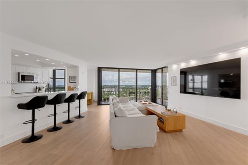 apt-2211-4000 Towerside Ter, Miami, FL, 33138-2241 | Card Image