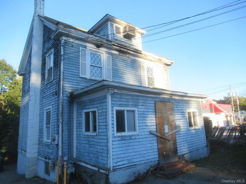 7 Streit Ave, Poughkeepsie, NY, 12603-2313 | Card Image
