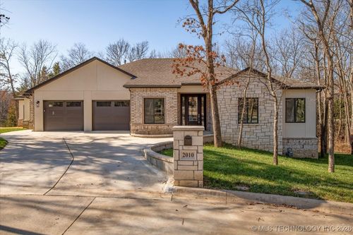 2010 Sheffield Ln, Bartlesville, OK, 74006-6247 | Card Image