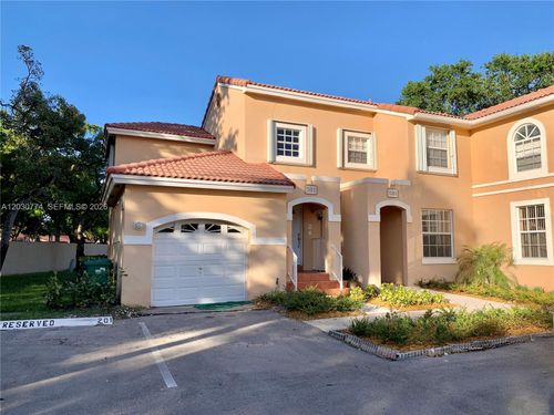 10112-14807 Balgowan Rd, Miami Lakes, FL, 33016-6342 | Card Image