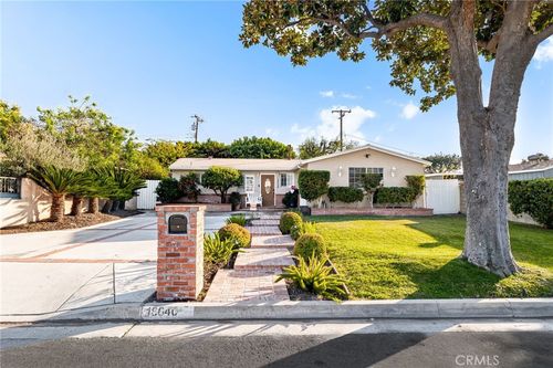 18640 E Mauna Loa Ave, Azusa, CA, 91702-4073 | Card Image