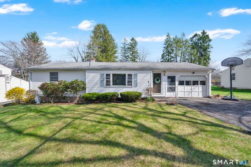 31 Meadowlark Rd, Enfield, CT, 06082-5507 | Card Image