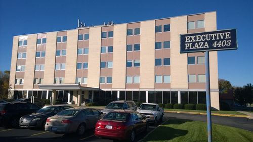 ste-303-4403 1st Ave Se, Cedar Rapids, IA, 52402-3221 | Card Image