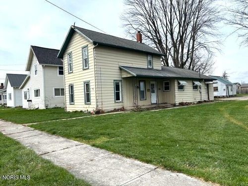 304 E Walnut St, North Baltimore, OH, 45872-1275 | Card Image