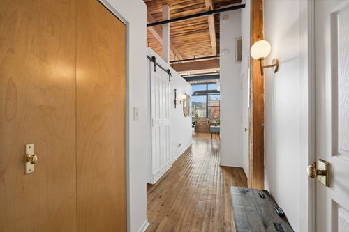 apt-203-1259 N Wood St, CHICAGO, IL, 60622-3291 | Card Image