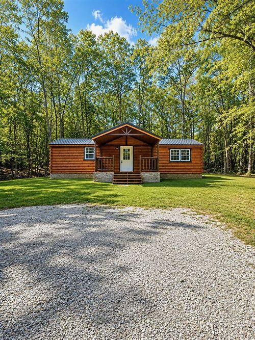 5285 Wax Rd, Clarkson, KY, 42726-8257 | Card Image