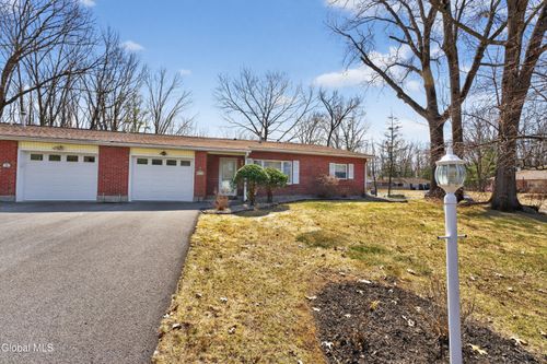 4C Lacosta Drive, Clifton Park, NY, 12065 | Card Image