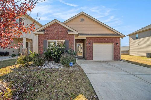 2635 Lovejoy Crossing Ln, Hampton, GA, 30228-5988 | Card Image