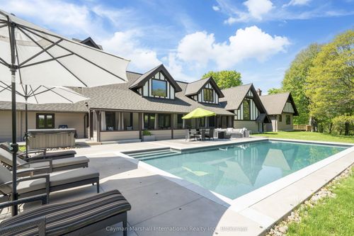 1040 Skeleton Lake 1 Rd, Utterson, ON, P0B1M0 | Card Image