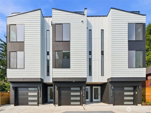 c-1014 C Ne 70th St, Seattle, WA, 98115-5625 | Card Image