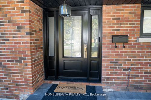 439 Rossland Rd W, Oshawa, ON, L1J3G9 | Card Image