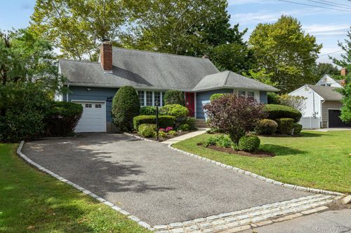 144 Nassau Avenue, West Babylon, NY, 11704 | Card Image
