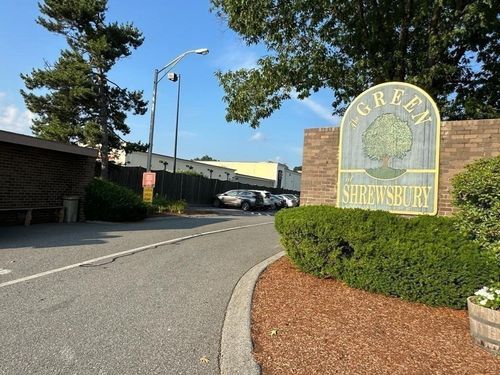 unit-i-56 Shrewsbury Green Dr, Shrewsbury, MA, 01545-3621 | Card Image