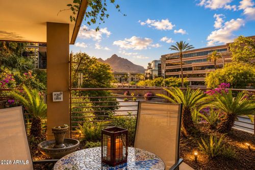 2008-7161 E Rancho Vista Dr, Scottsdale, AZ, 85251-1495 | Card Image