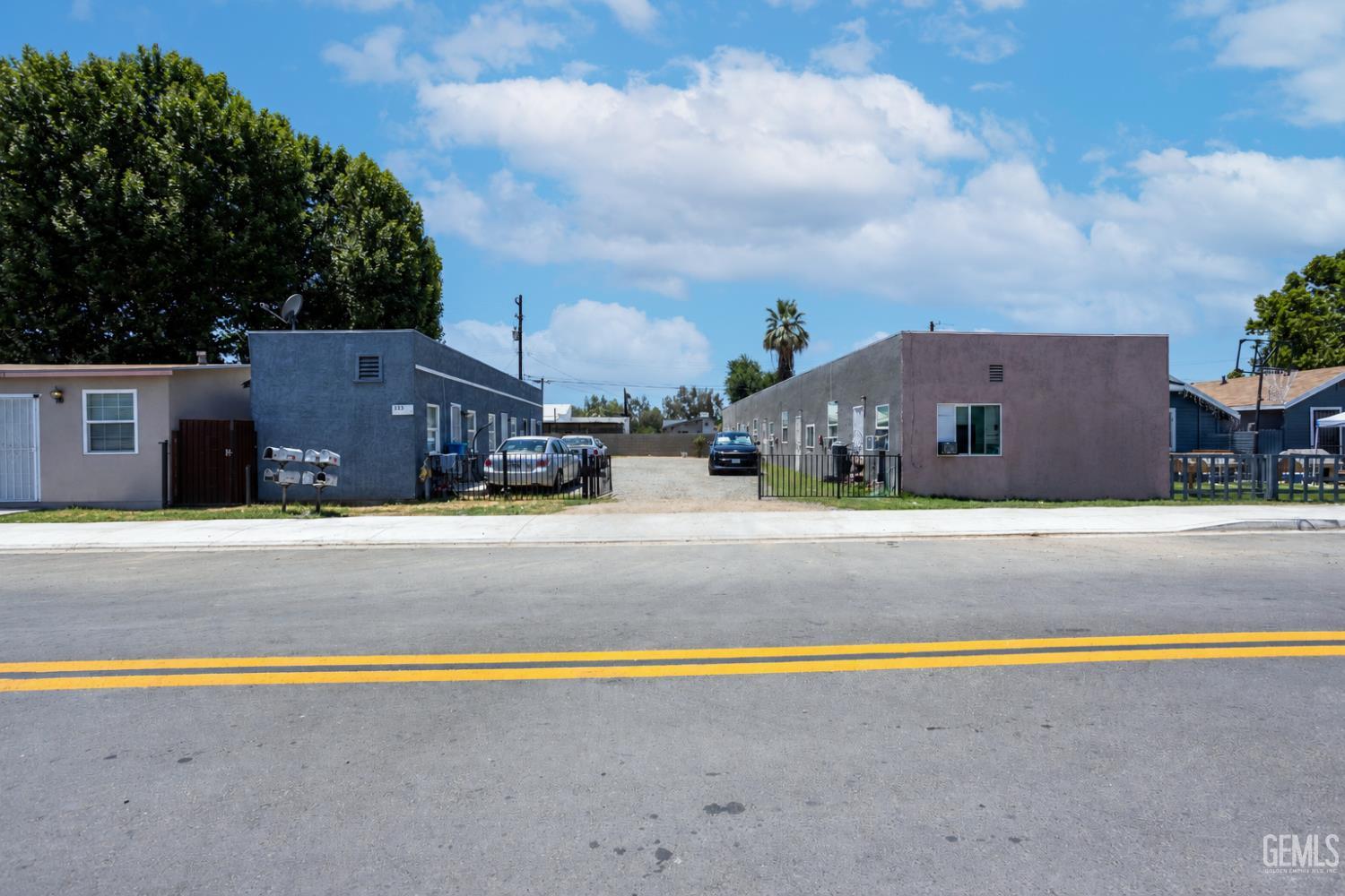 113 Hopkins Ave, Bakersfield, CA 93308