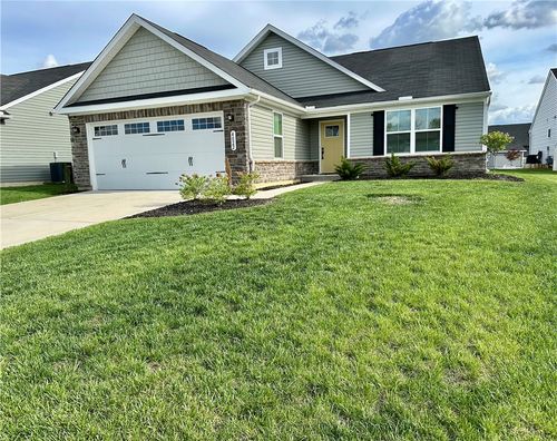 4022 Lupine Way, Tipp City, OH, 45371-8021 | Card Image
