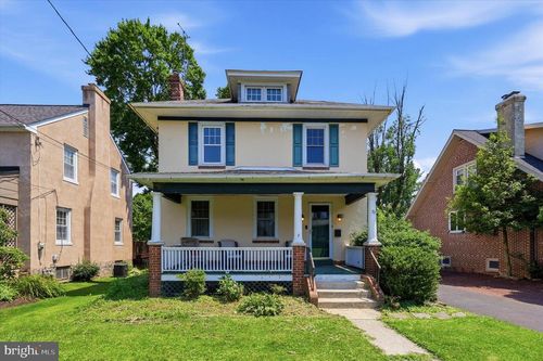 70 N Wakefield Rd, NORRISTOWN, PA, 19403-3214 | Card Image